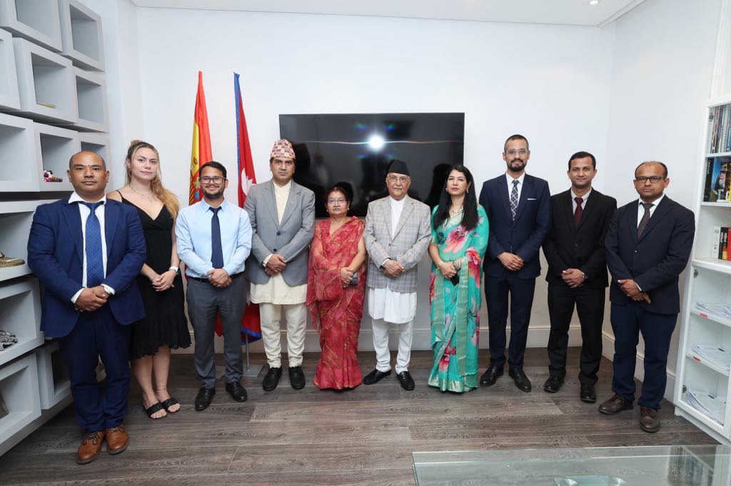 प्रधानमन्त्रीसँग प्रवासी नेपाली मञ्चको अन्तरक्रिया : स्वदेश फर्किएर विकास र समृद्धिमा सघाउन आग्रह